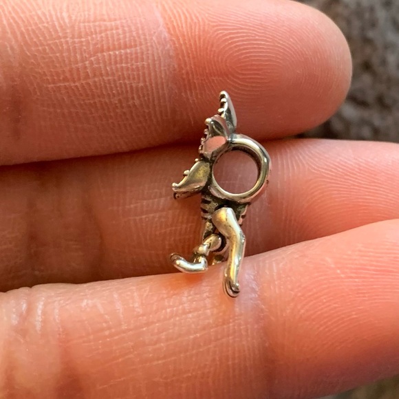 NWOT Stranger Things Moveable Demogorgon Charm Sterling Silver 925 - Picture 10 of 14